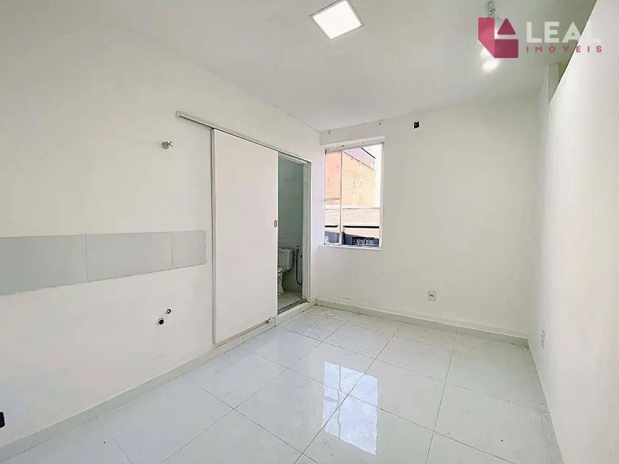 Sala Comercial para alugar, 88m2 em Centro, Pouso Alegre - MG - imagem 8 Foto 8 de Sala Comercial para alugar, 88m2 em Centro, Pouso Alegre - MG