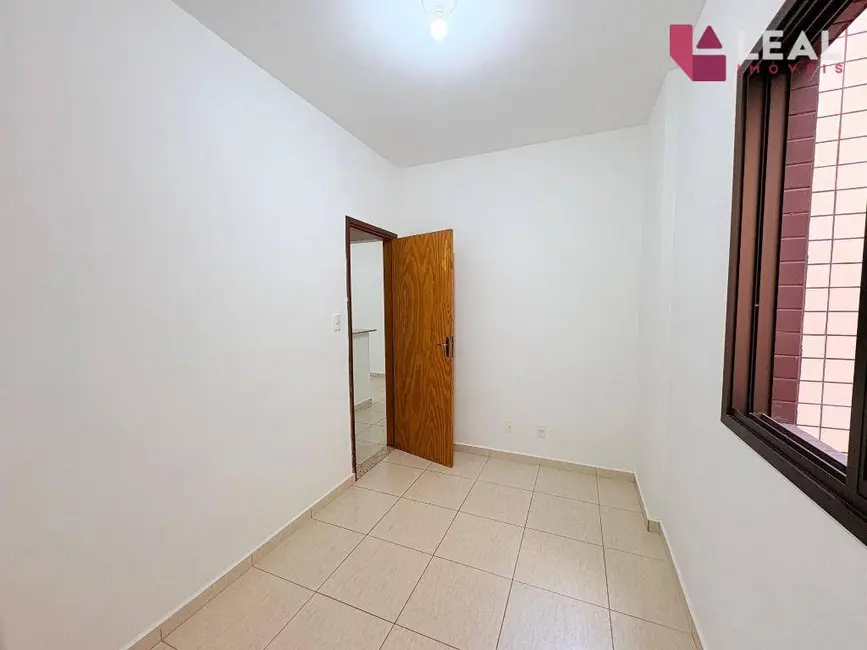 Apartamento com 1 quarto para alugar, 30m2 em Pouso Alegre - MG - imagem 8 Foto 8 de Apartamento com 1 quarto para alugar, 30m2 em Pouso Alegre - MG
