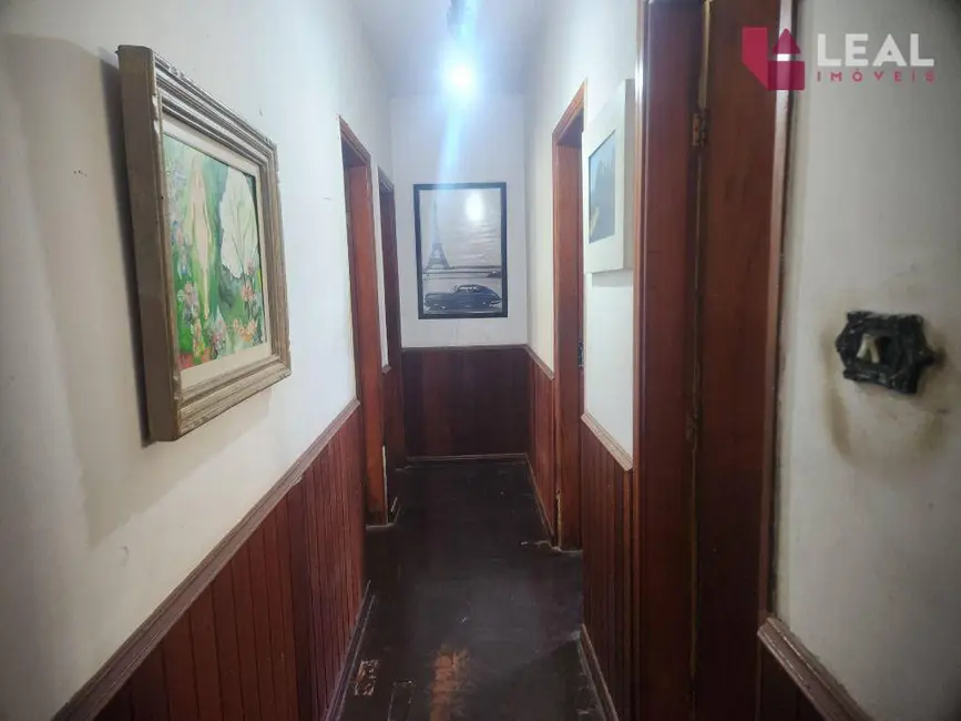 Casa com 3 quartos à venda, 200m2 em Santa Lúcia, Pouso Alegre - MG - imagem 5 Foto 5 de Casa com 3 quartos à venda, 200m2 em Santa Lúcia, Pouso Alegre - MG