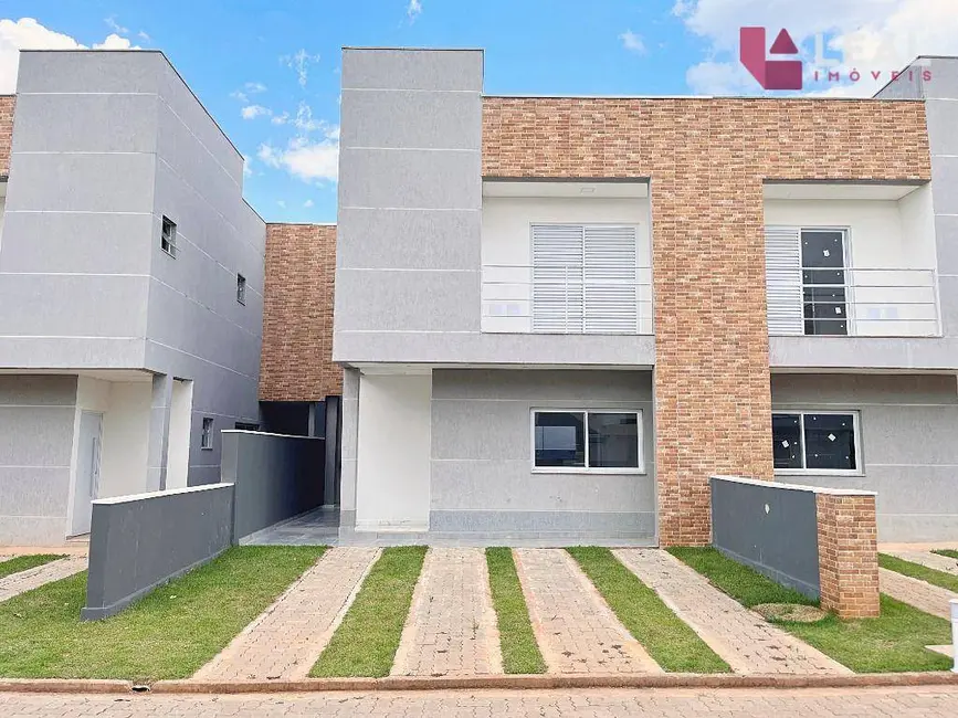Foto 1 de Casa de Condomínio com 3 quartos à venda, 185m2 em Pouso Alegre - MG