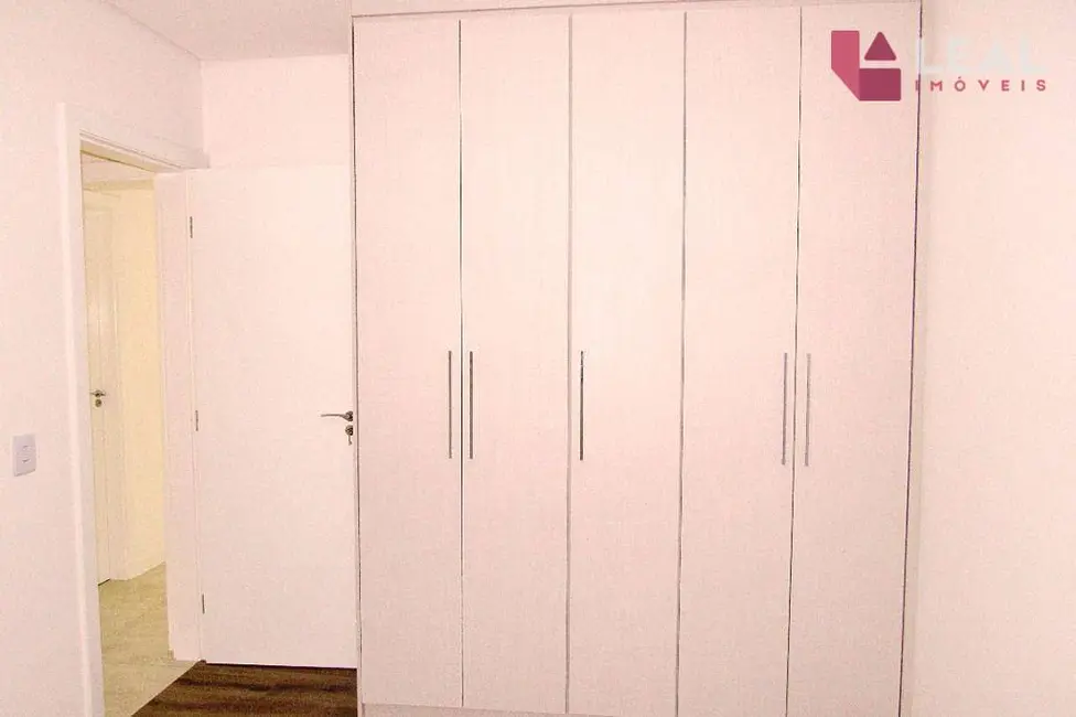 Apartamento com 3 quartos à venda, 105m2 em Pouso Alegre - MG - imagem 8 Foto 8 de Apartamento com 3 quartos à venda, 105m2 em Pouso Alegre - MG