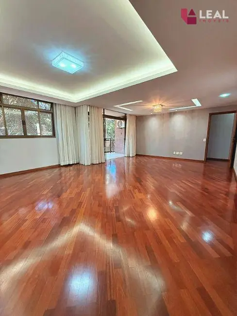 Apartamento com 4 quartos à venda, 223m2 em Pouso Alegre - MG - imagem 2 Foto 2 de Apartamento com 4 quartos à venda, 223m2 em Pouso Alegre - MG