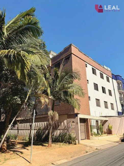 Apartamento com 4 quartos à venda, 223m2 em Pouso Alegre - MG - imagem 1 Foto 1 de Apartamento com 4 quartos à venda, 223m2 em Pouso Alegre - MG