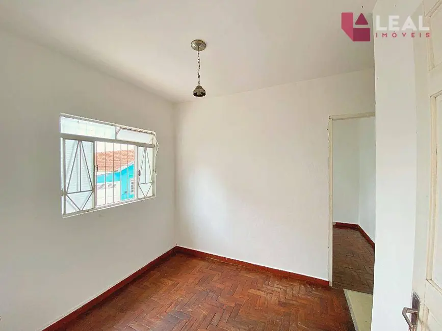 Foto 1 de Casa com 2 quartos à venda, 67m2 em Nossa Senhora Aparecida, Pouso Alegre - MG