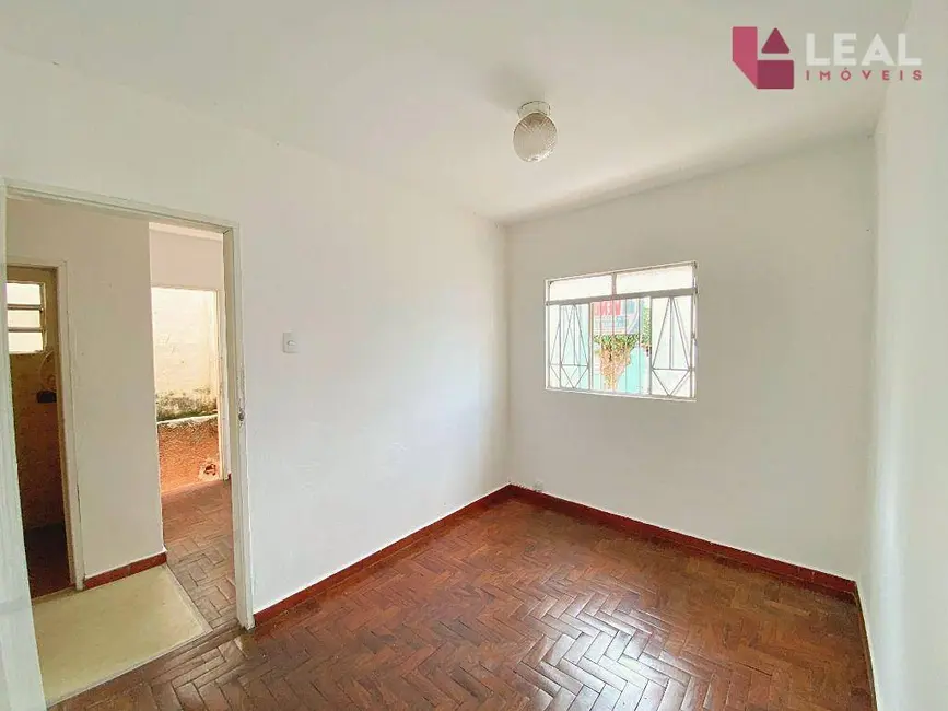 Casa com 2 quartos à venda, 67m2 em Santo Ivo, Pouso Alegre - MG - imagem 6 Foto 6 de Casa com 2 quartos à venda, 67m2 em Santo Ivo, Pouso Alegre - MG