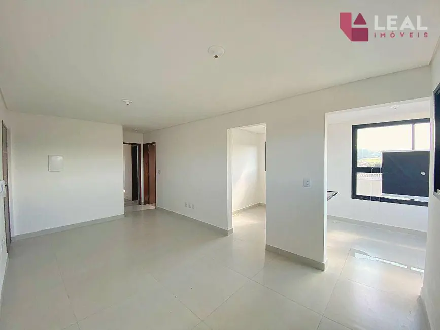 Foto 4 de Apartamento com 2 quartos à venda, 67m2 em Pouso Alegre - MG