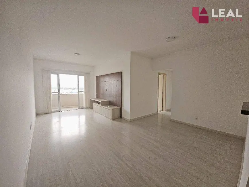 Foto 2 de Apartamento com 3 quartos para alugar, 107m2 em Fátima I, Pouso Alegre - MG