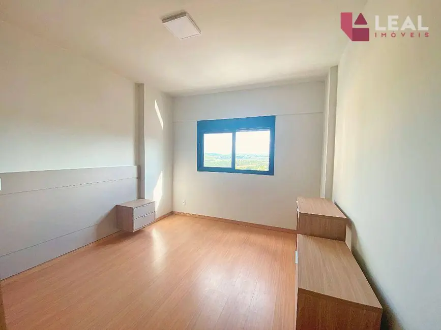Foto 9 de Apartamento com 1 quarto à venda, 52m2 em Centro, Pouso Alegre - MG