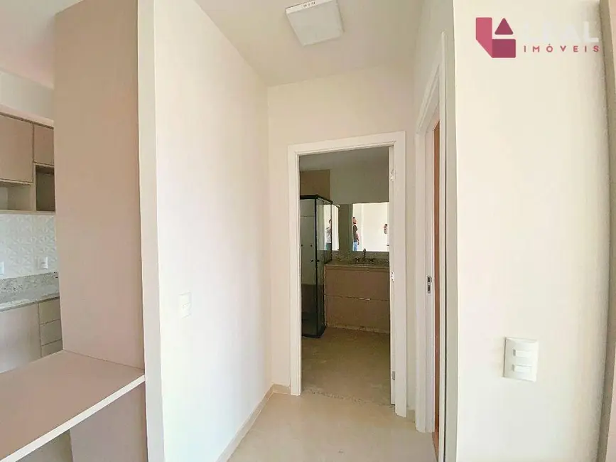 Apartamento com 1 quarto à venda, 52m2 em Centro, Pouso Alegre - MG - imagem 8 Foto 8 de Apartamento com 1 quarto à venda, 52m2 em Centro, Pouso Alegre - MG