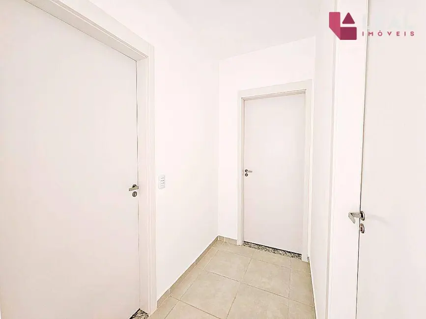 Apartamento com 2 quartos para alugar, 51m2 em Pouso Alegre - MG - imagem 7 Foto 7 de Apartamento com 2 quartos para alugar, 51m2 em Pouso Alegre - MG