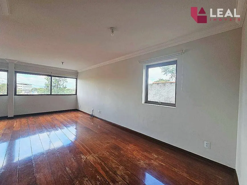 Foto 1 de Apartamento com 3 quartos para alugar, 130m2 em Coronel Evaristo Azevedo Junqueira, Pouso Alegre - MG