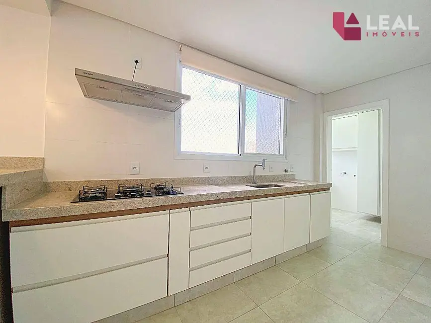 Apartamento com 3 quartos à venda, 105m2 em Pouso Alegre - MG - imagem 8 Foto 8 de Apartamento com 3 quartos à venda, 105m2 em Pouso Alegre - MG