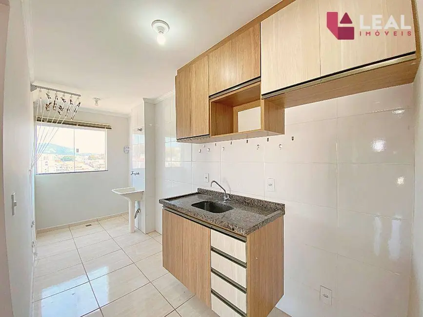 Foto 1 de Apartamento com 2 quartos à venda, 51m2 em Residencial Parque dos Fontes, Pouso Alegre - MG