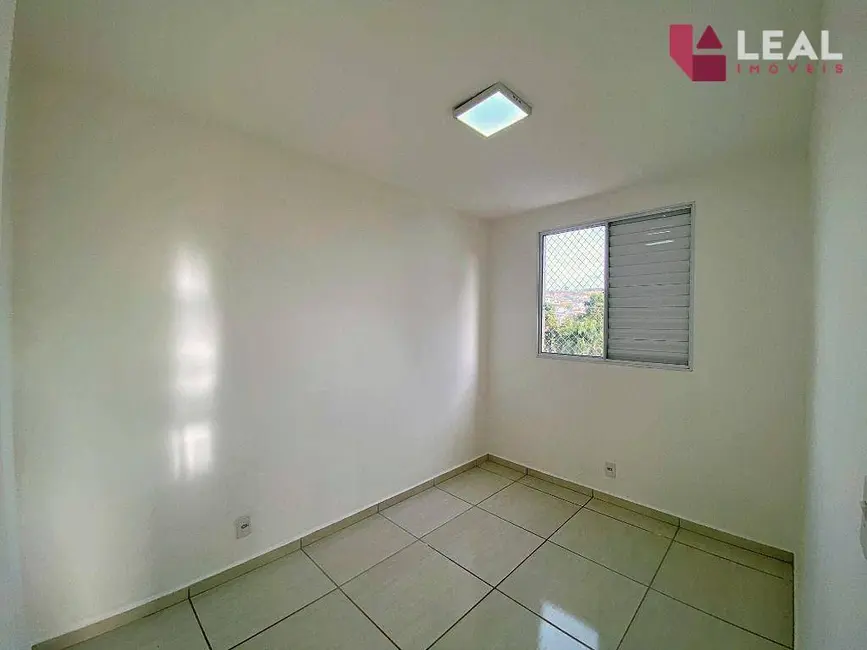 Apartamento com 2 quartos para alugar, 57m2 em Pouso Alegre - MG - imagem 4 Foto 4 de Apartamento com 2 quartos para alugar, 57m2 em Pouso Alegre - MG