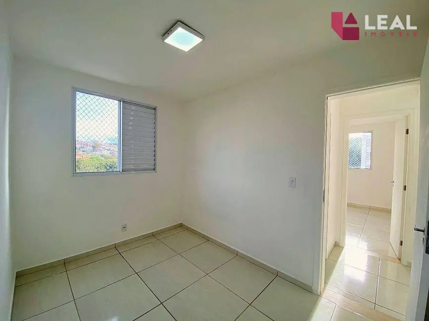 Apartamento com 2 quartos para alugar, 57m2 em Pouso Alegre - MG - imagem 5 Foto 5 de Apartamento com 2 quartos para alugar, 57m2 em Pouso Alegre - MG
