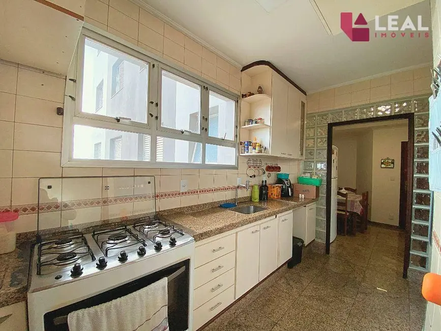 Foto 8 de Apartamento com 3 quartos à venda, 172m2 em Centro, Pouso Alegre - MG