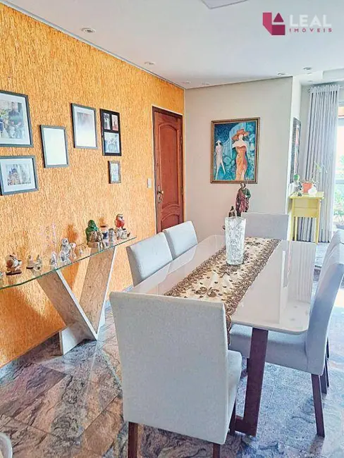 Foto 1 de Apartamento com 3 quartos à venda, 172m2 em Centro, Pouso Alegre - MG