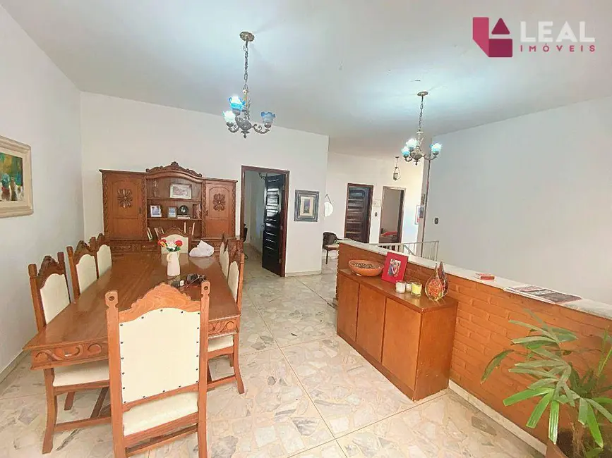 Foto 7 de Casa com 3 quartos à venda, 291m2 em Pouso Alegre - MG