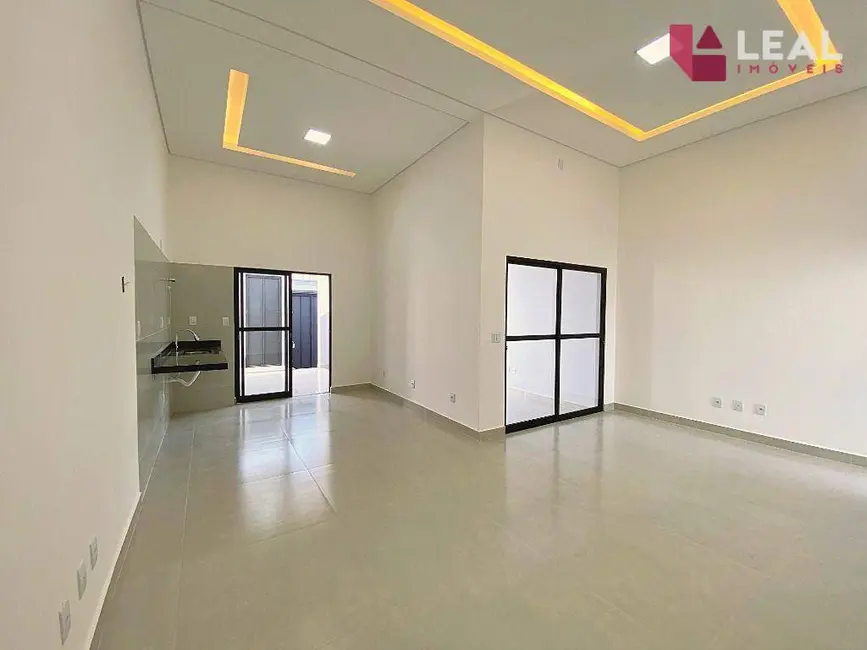 Casa com 3 quartos à venda, 150m2 em Cidade Vergani, Pouso Alegre - MG - imagem 5 Foto 5 de Casa com 3 quartos à venda, 150m2 em Cidade Vergani, Pouso Alegre - MG