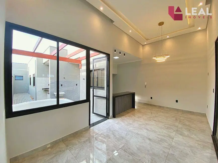 Foto 4 de Casa com 3 quartos à venda, 162m2 em Pouso Alegre - MG