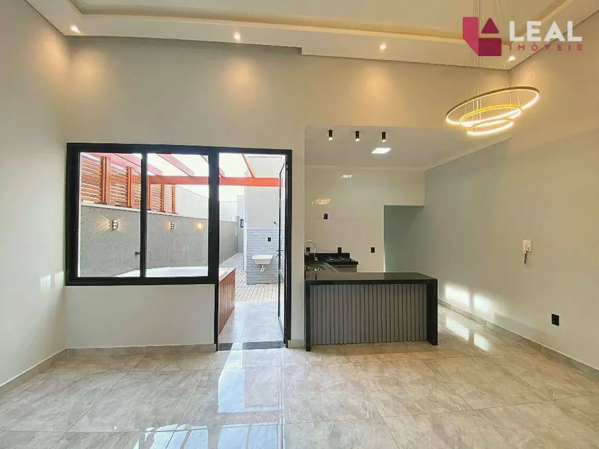 Foto 3 de Casa com 3 quartos à venda, 162m2 em Pouso Alegre - MG