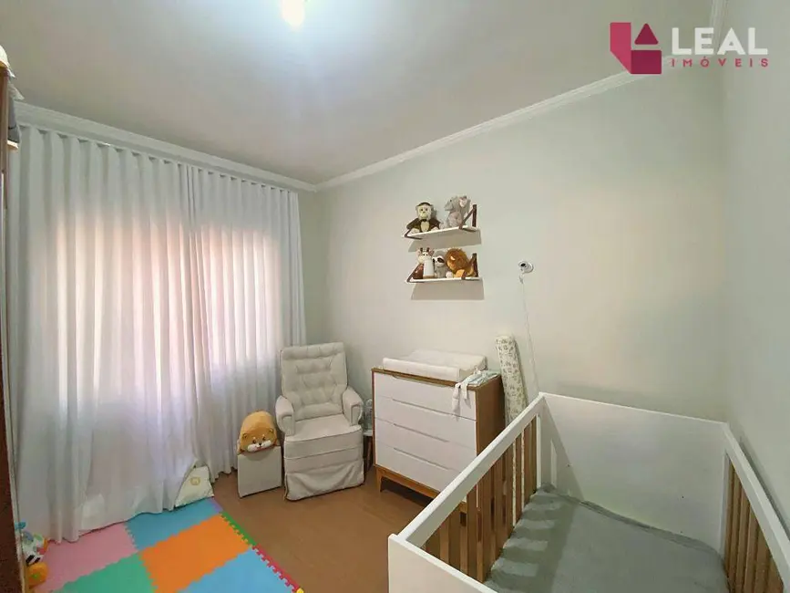 Apartamento com 3 quartos à venda, 71m2 em Maria Guimarães Franco Rios, Pouso Alegre - MG - imagem 8 Foto 8 de Apartamento com 3 quartos à venda, 71m2 em Maria Guimarães Franco Rios, Pouso Alegre - MG