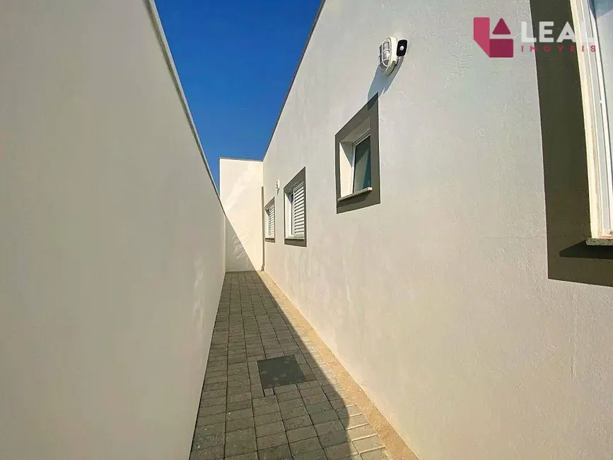 Foto 4 de Casa com 3 quartos à venda, 200m2 em Jardim Floresta, Pouso Alegre - MG