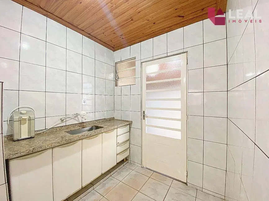 Foto 5 de Casa com 2 quartos à venda, 240m2 em Pouso Alegre - MG