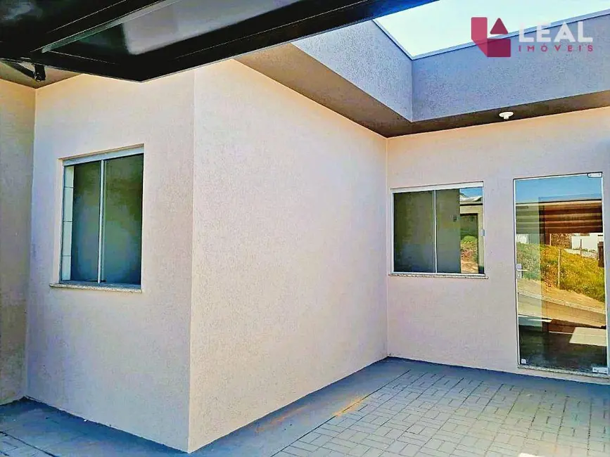 Foto 1 de Casa com 3 quartos à venda, 100m2 em Parque Real, Pouso Alegre - MG