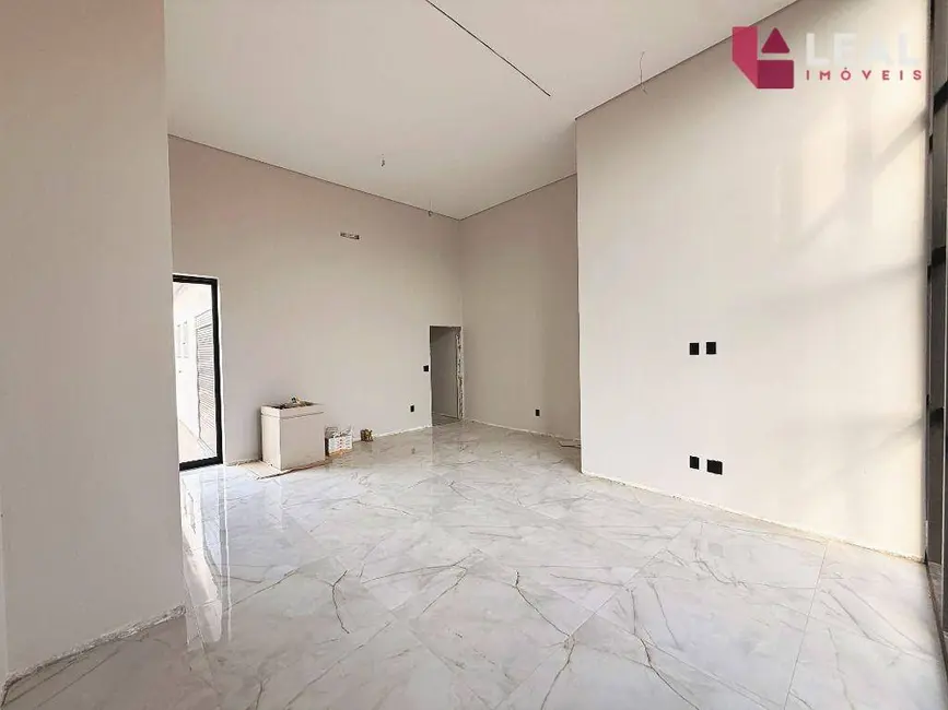 Casa de Condomínio com 3 quartos à venda, 300m2 em Pouso Alegre - MG - imagem 2 Foto 2 de Casa de Condomínio com 3 quartos à venda, 300m2 em Pouso Alegre - MG