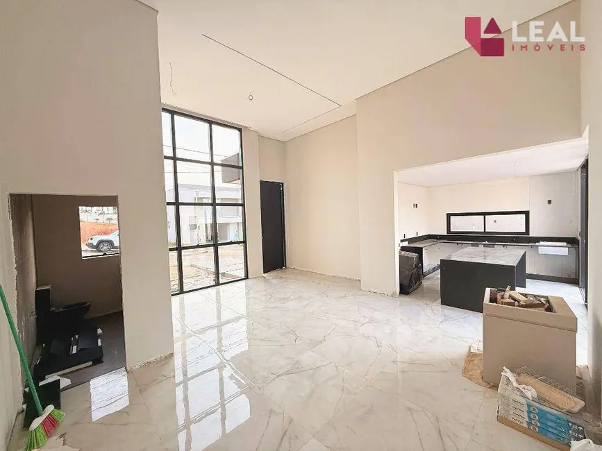Casa de Condomínio com 3 quartos à venda, 300m2 em Pouso Alegre - MG - imagem 3 Foto 3 de Casa de Condomínio com 3 quartos à venda, 300m2 em Pouso Alegre - MG