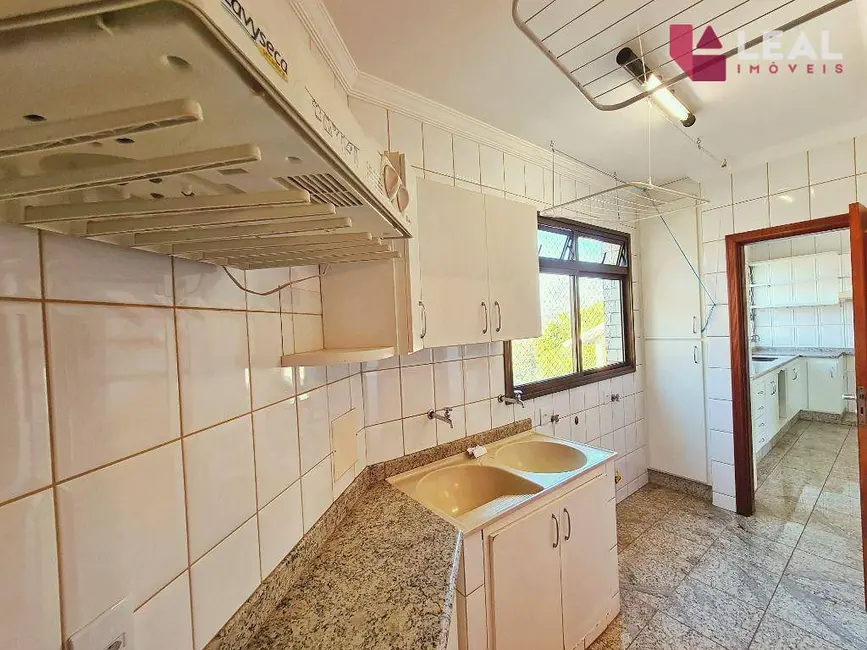 Foto 9 de Apartamento com 4 quartos à venda, 137m2 em Santa Dorotéia, Pouso Alegre - MG