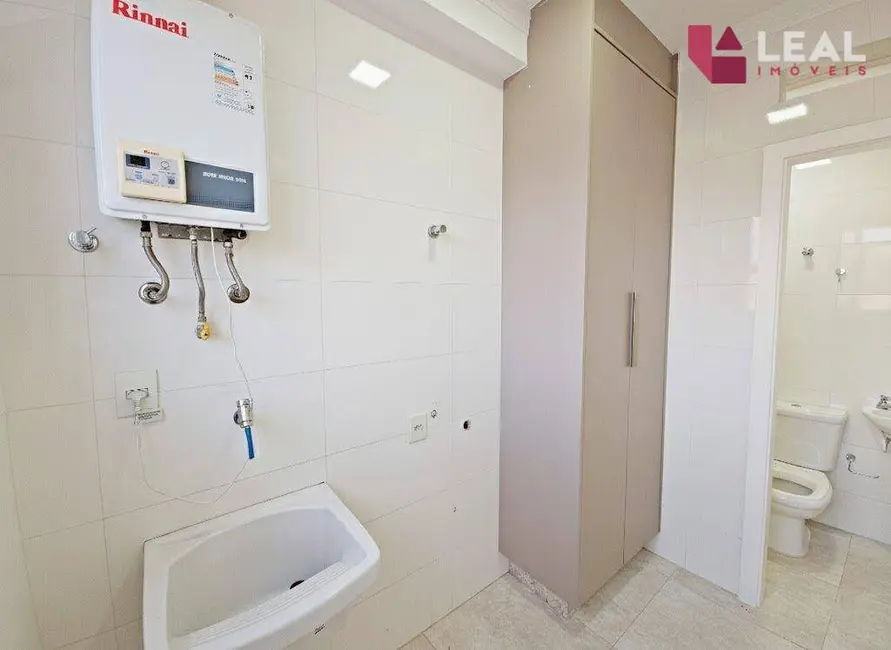 Apartamento com 3 quartos para alugar, 105m2 em Pouso Alegre - MG - imagem 9 Foto 9 de Apartamento com 3 quartos para alugar, 105m2 em Pouso Alegre - MG