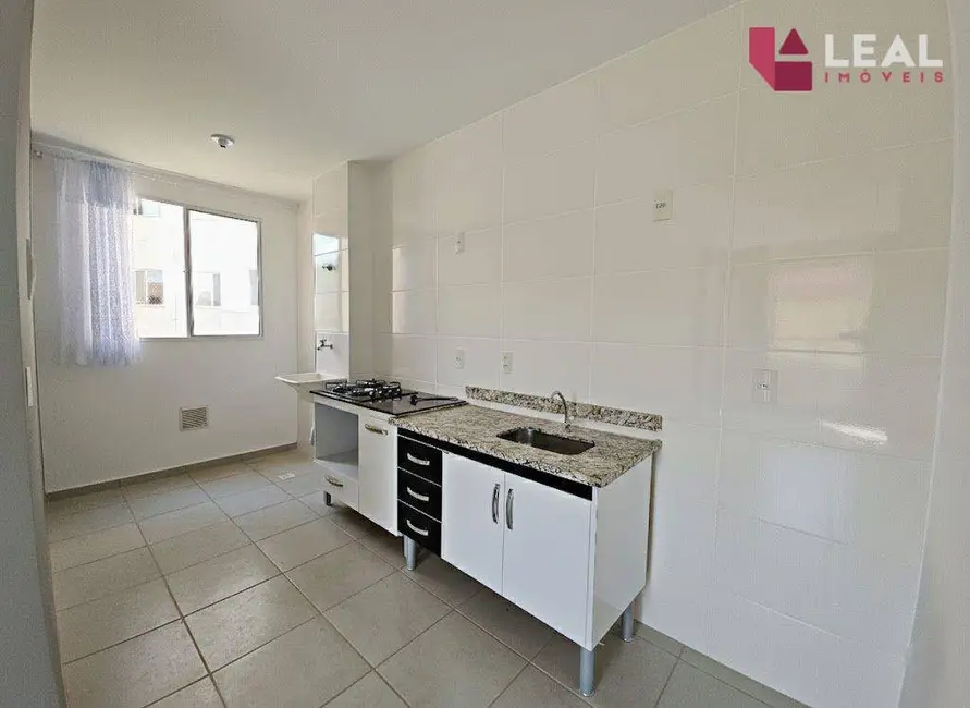 Apartamento com 2 quartos para alugar, 51m2 em São João, Pouso Alegre - MG - imagem 3 Foto 3 de Apartamento com 2 quartos para alugar, 51m2 em São João, Pouso Alegre - MG