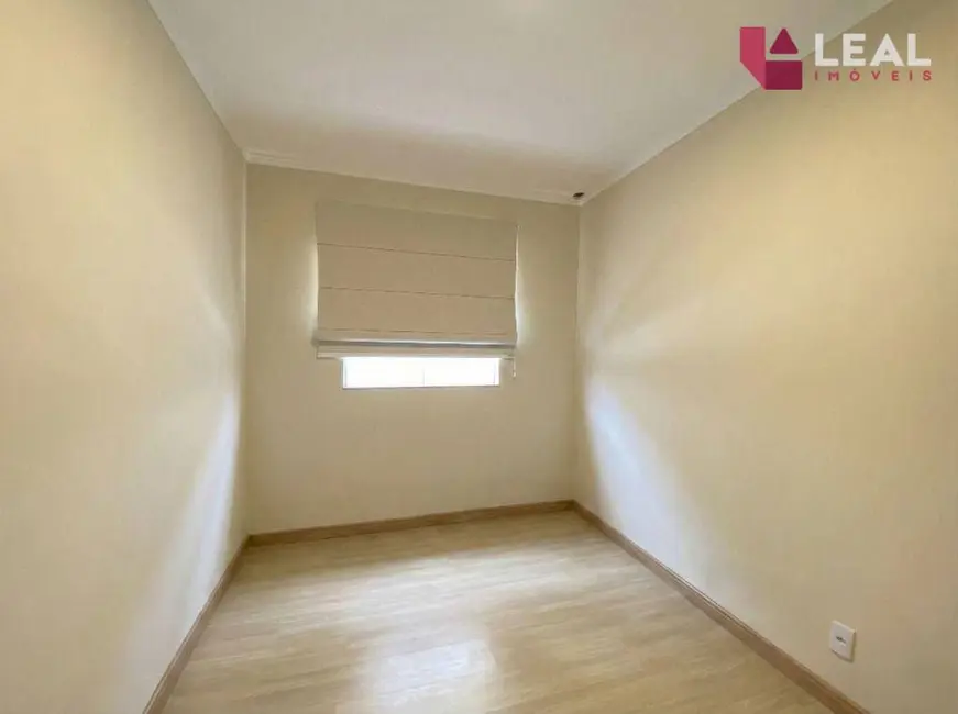 Foto 9 de Apartamento com 3 quartos à venda, 104m2 em Residencial Santa Rita, Pouso Alegre - MG