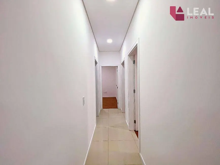 Apartamento com 3 quartos à venda, 94m2 em João Paulo II, Pouso Alegre - MG - imagem 6 Foto 6 de Apartamento com 3 quartos à venda, 94m2 em João Paulo II, Pouso Alegre - MG