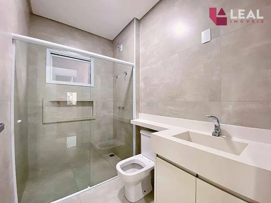 Apartamento com 3 quartos à venda, 94m2 em João Paulo II, Pouso Alegre - MG - imagem 9 Foto 9 de Apartamento com 3 quartos à venda, 94m2 em João Paulo II, Pouso Alegre - MG