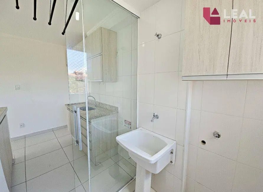 Apartamento com 2 quartos para alugar, 55m2 em Fátima I, Pouso Alegre - MG - imagem 8 Foto 8 de Apartamento com 2 quartos para alugar, 55m2 em Fátima I, Pouso Alegre - MG