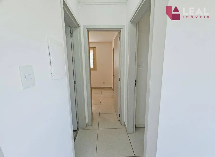 Apartamento com 2 quartos para alugar, 55m2 em Fátima I, Pouso Alegre - MG - imagem 9 Foto 9 de Apartamento com 2 quartos para alugar, 55m2 em Fátima I, Pouso Alegre - MG