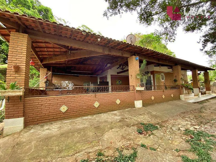 Foto 1 de Chácara com 2 quartos à venda, 3387m2 em Faisqueira, Pouso Alegre - MG