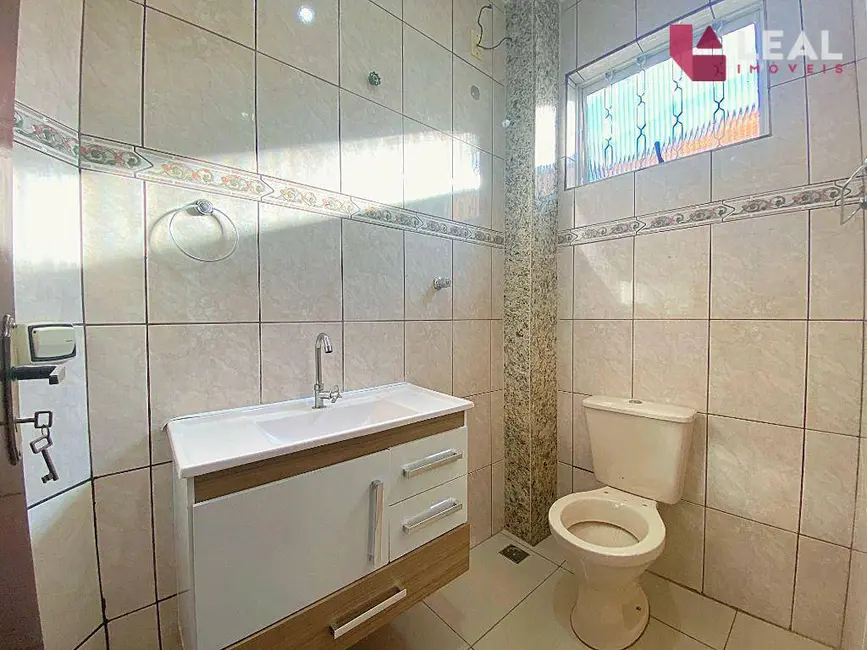 Foto 7 de Casa com 2 quartos para alugar, 160m2 em São João, Pouso Alegre - MG