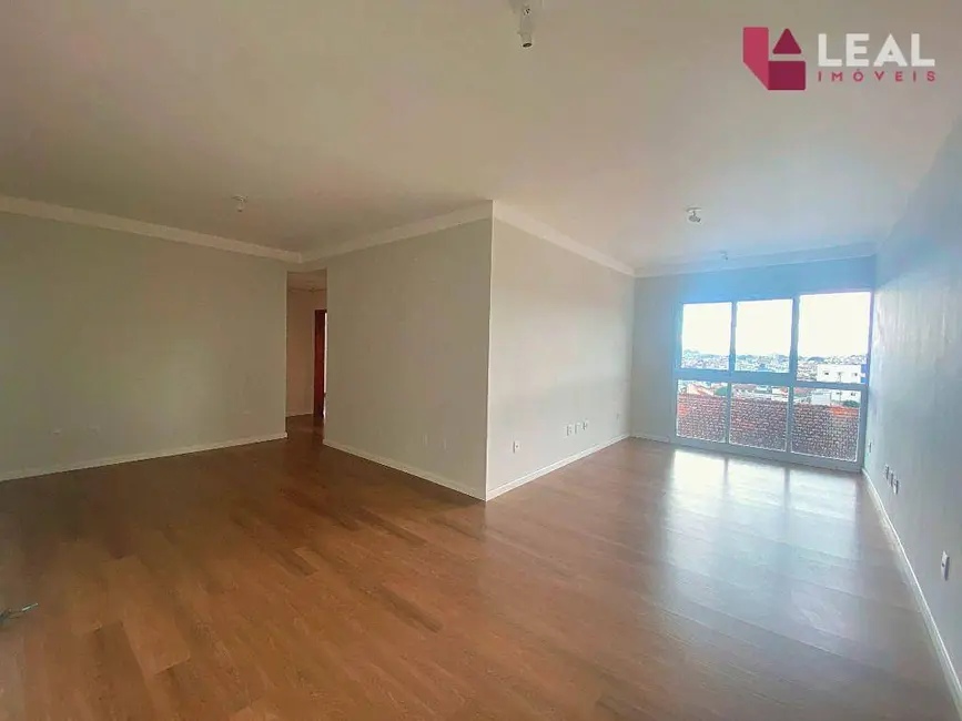 Foto 1 de Apartamento com 3 quartos para alugar, 120m2 em Santa Dorotéia, Pouso Alegre - MG