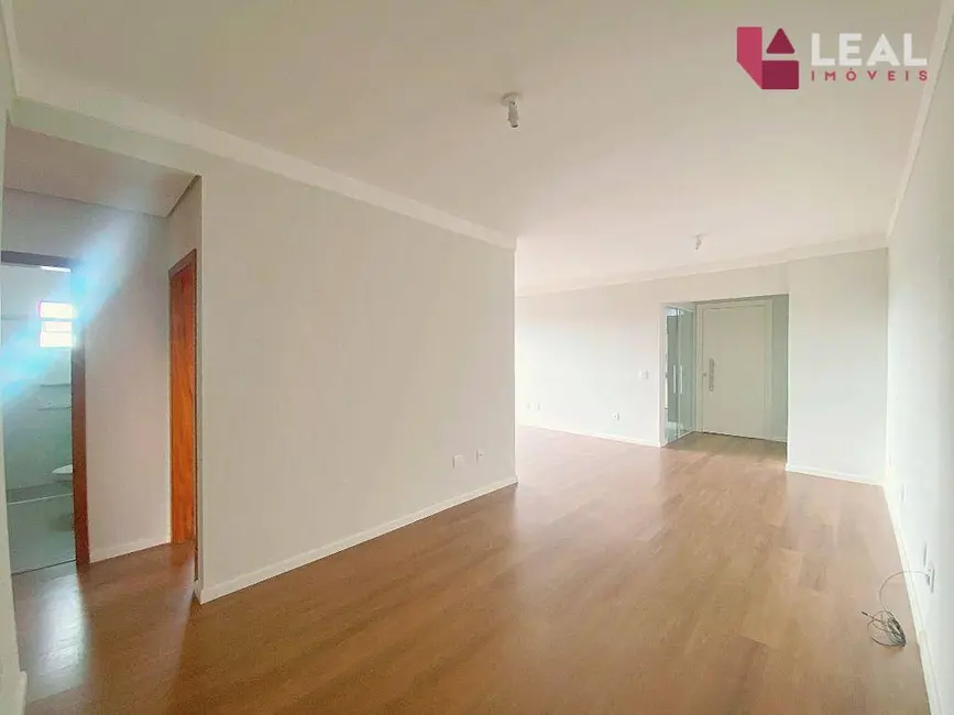 Foto 3 de Apartamento com 3 quartos para alugar, 120m2 em Santa Dorotéia, Pouso Alegre - MG