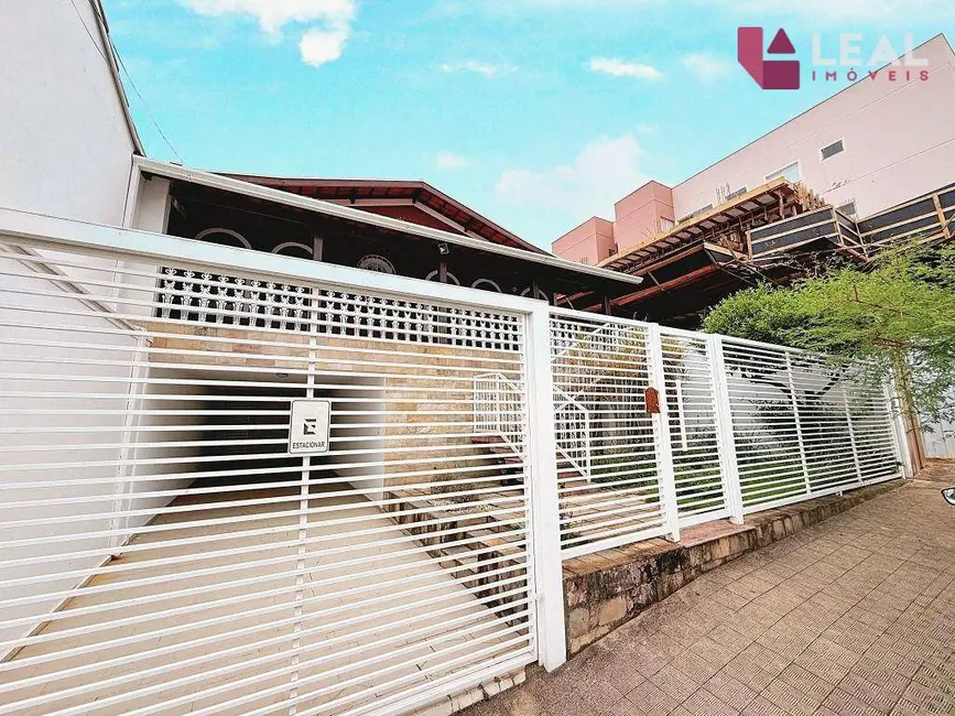 Foto 1 de Casa para alugar, 330m2 em João Paulo II, Pouso Alegre - MG