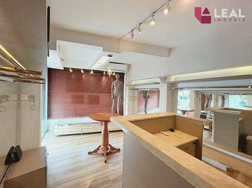 Foto 3 de Loja para alugar, 22m2 em Santo Antônio, Pouso Alegre - MG