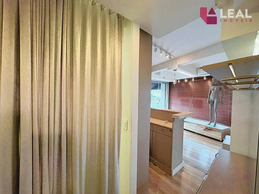 Foto 5 de Loja para alugar, 22m2 em Santo Antônio, Pouso Alegre - MG