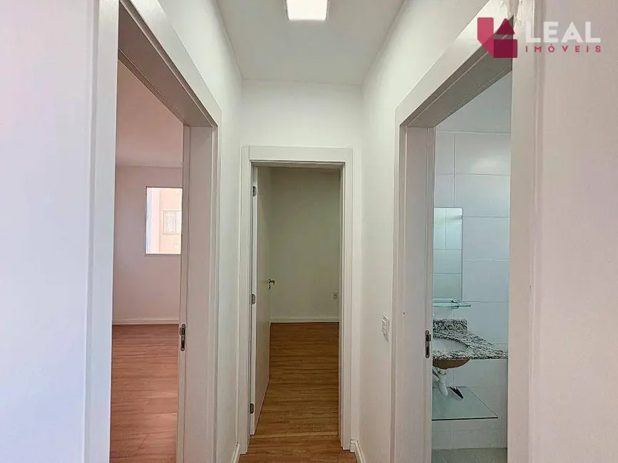 Apartamento com 2 quartos para alugar, 51m2 em Residencial Santa Adélia, Pouso Alegre - MG - imagem 7 Foto 7 de Apartamento com 2 quartos para alugar, 51m2 em Residencial Santa Adélia, Pouso Alegre - MG