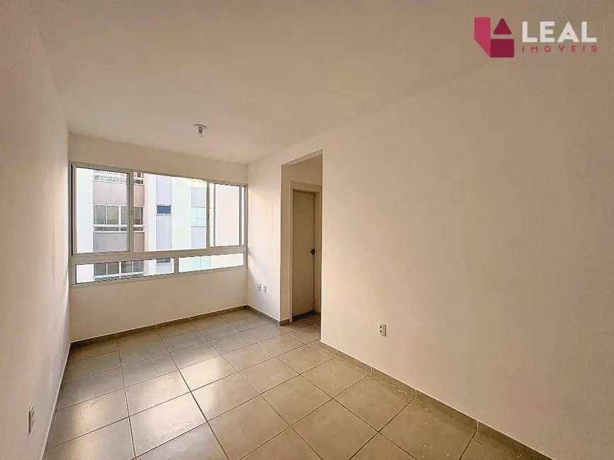 Foto 2 de Apartamento com 2 quartos à venda, 51m2 em Residencial Santa Adélia, Pouso Alegre - MG