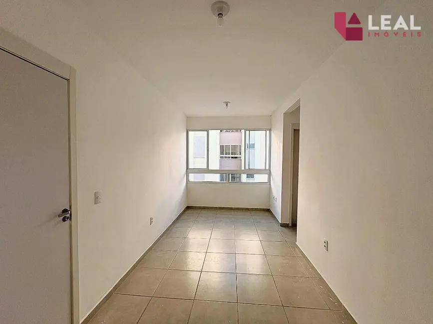 Foto 3 de Apartamento com 2 quartos à venda, 51m2 em Residencial Santa Adélia, Pouso Alegre - MG