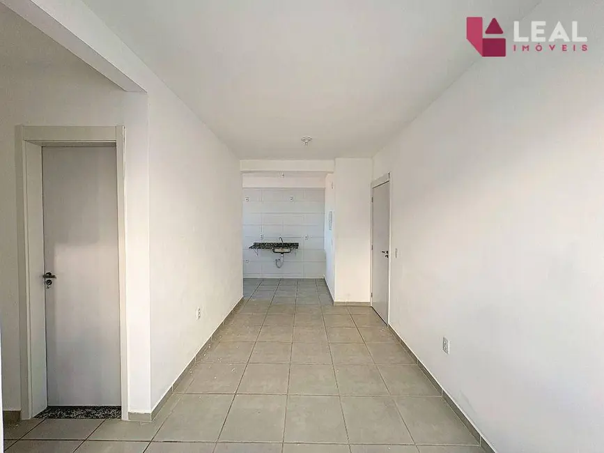 Foto 4 de Apartamento com 2 quartos à venda, 51m2 em Residencial Santa Adélia, Pouso Alegre - MG